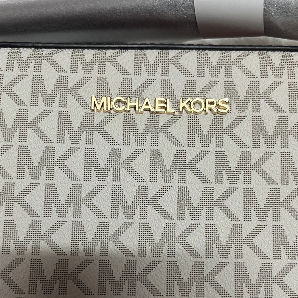 NWT Michael Kors Crossbody Bag